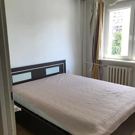 شقة Sloneczny 2 Pokojowy Z Balkonem Niedaleko Metra *