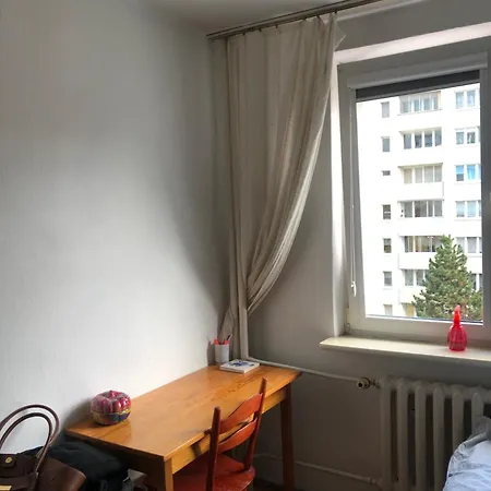 Sloneczny 2 Pokojowy Z Balkonem Niedaleko Metra ワルシャワ