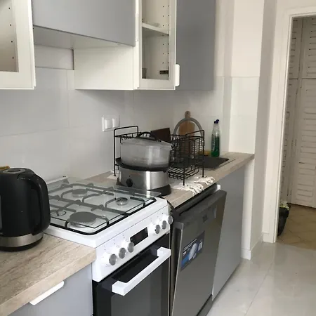 Appartement Sloneczny 2 Pokojowy Z Balkonem Niedaleko Metra Warschau